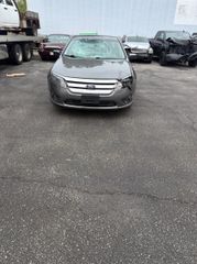 2010 Ford Fusion SE - Exterior Front Center Image